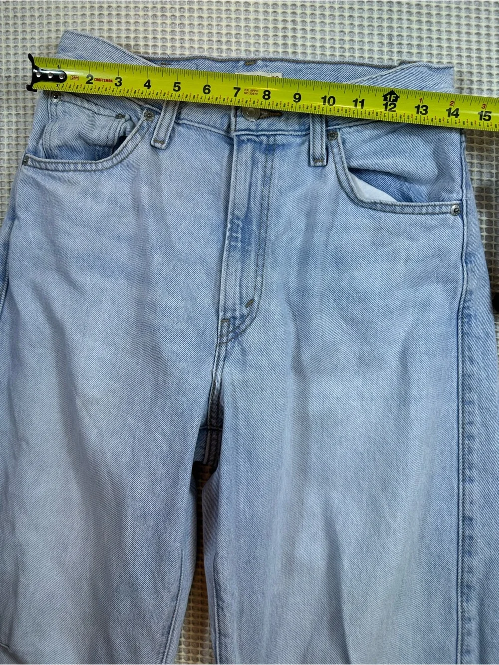 Levi’s Cinch Barrel Women's Jeans Size 28 - Picture 8 of 12
